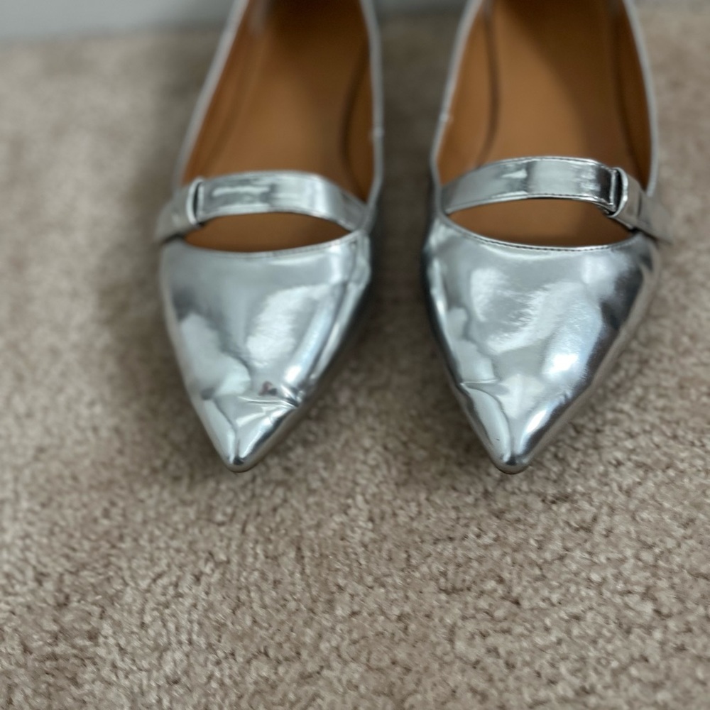 J. Crew Silver Flats, size 11 - Picture 4 of 6
